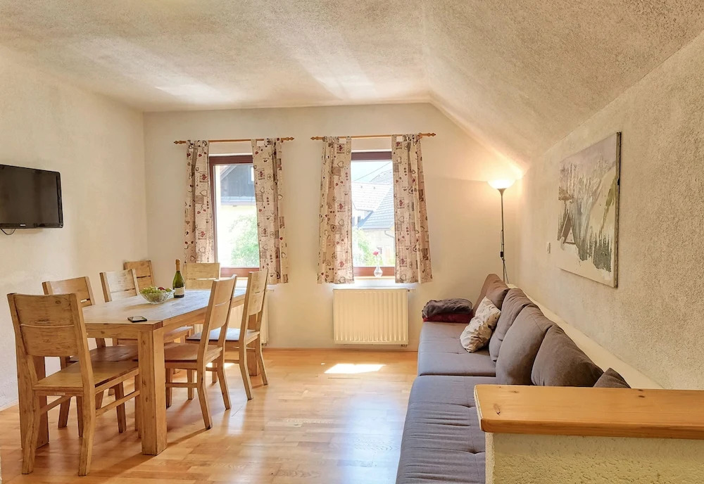 4 Bedroom House - Jacuzzi - Jacobs Resort