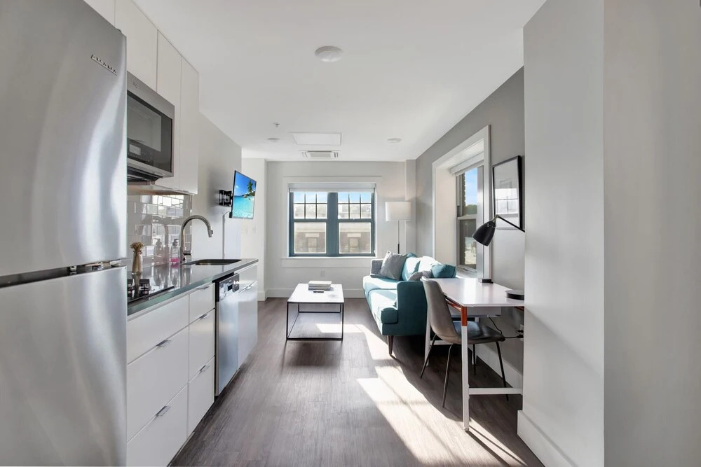 THE NETHERLAND - Modern MW Apts with Rooftop by Zencity