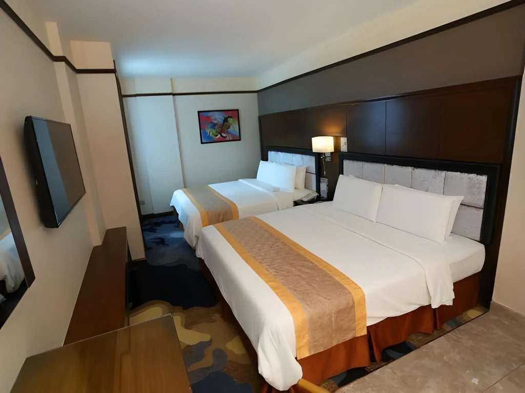 Nu Hotel