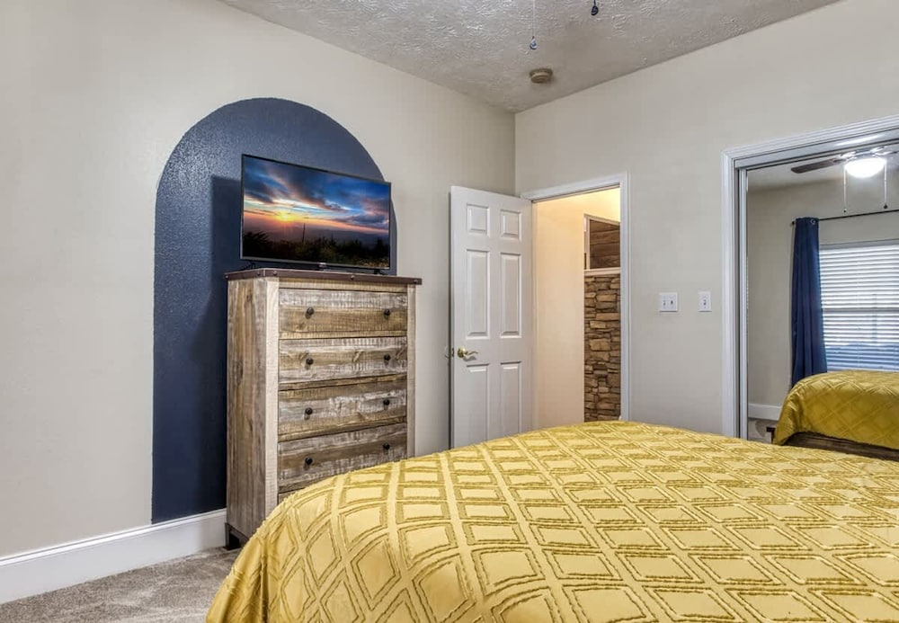 Saddleback Retreat by Beyond Expectations