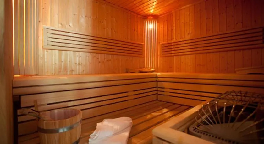 Ferienwohnung Schilfrohr Meerblick Pool Sauna Kamin Rügen strandnah