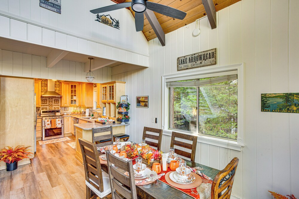 1 Mi to Lake Arrowhead Village! Cabin w/ Game Room