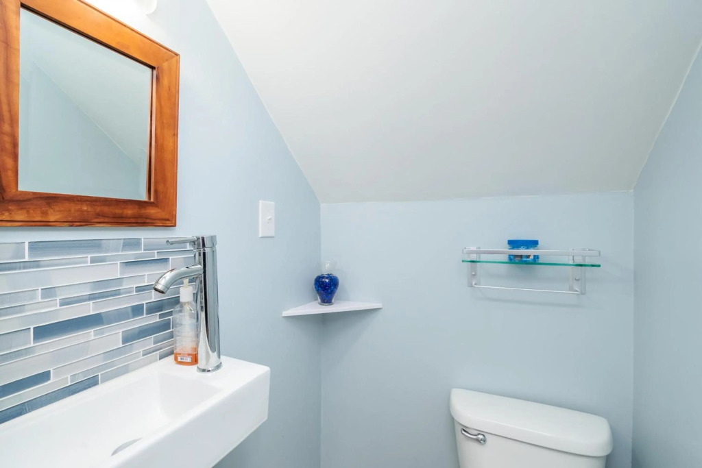 SeaSide by Oak Island Accommodations