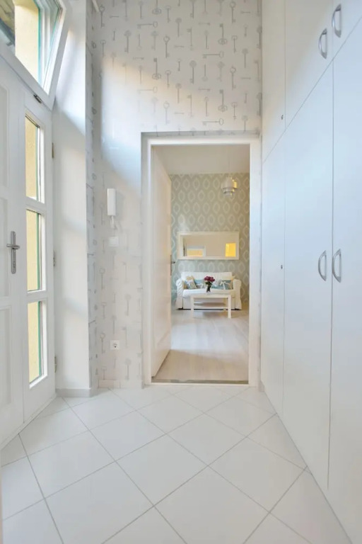 Dob 11 Apartment I.