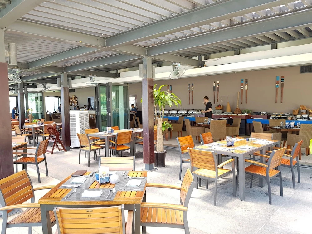 Ocean Resort 4 Bedrooms Danang Living