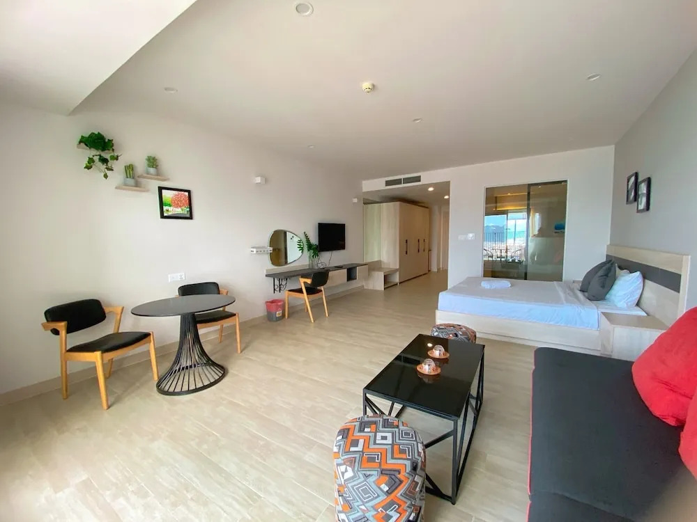 Gold Coast Nha Trang Luxury Apartment - Ocean View