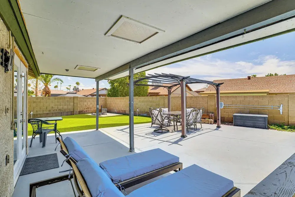 Welcoming Group Getaway w/ Pool & Patio in Peoria!