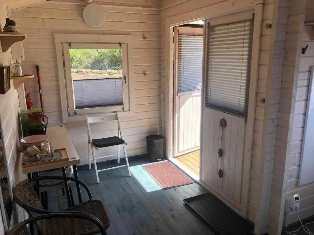 WOMOCAMP Holzhütte 2