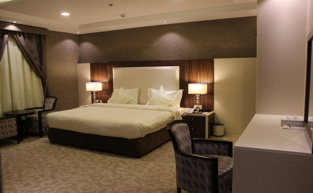 Elite Suites Hotel