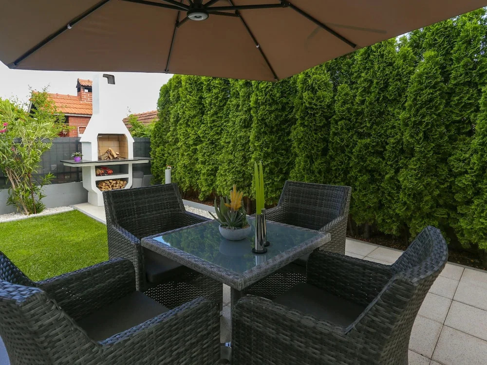 Plush Villa in Trogir With Sauna & Whirlpool
