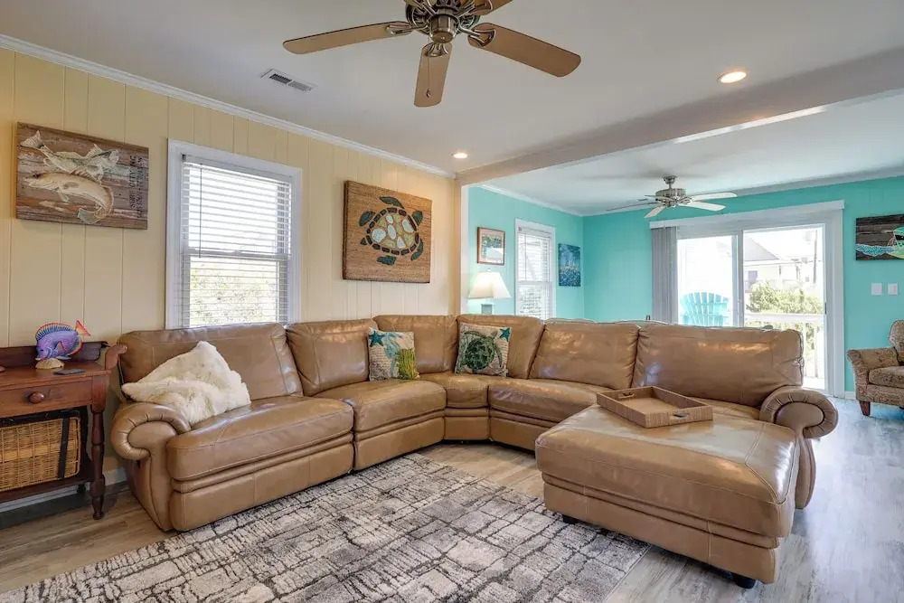 Charming Surf City Beach House - Walk to Ocean!