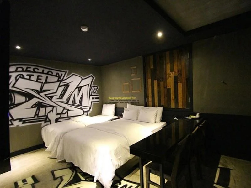 XYM Motel