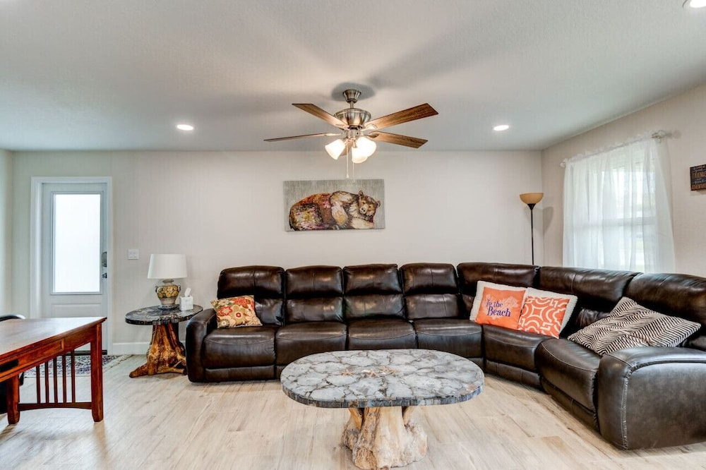 Cape Key Updated Beach Bungalow