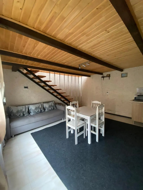 Prykarpatska Villa