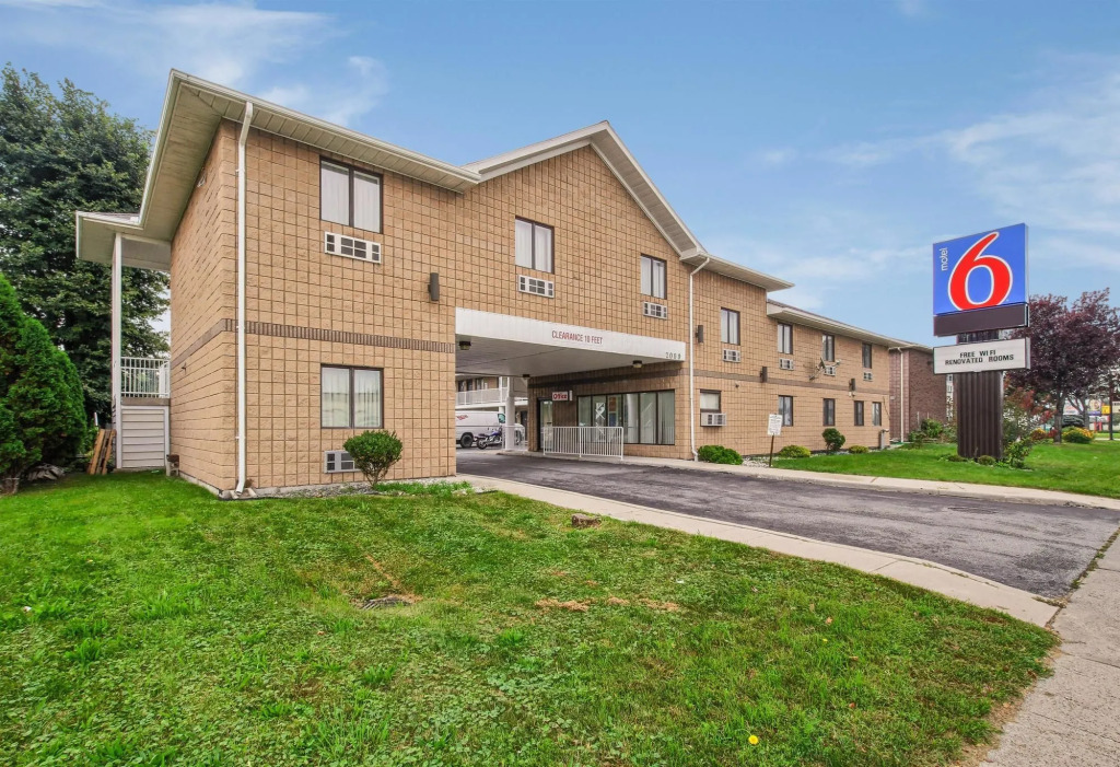 Motel 6-Windsor, ON