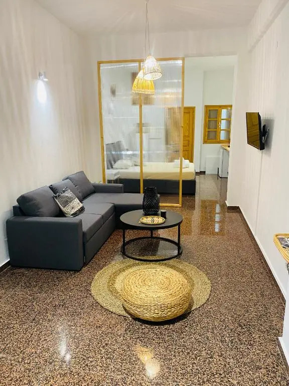 Homdwell Fine Living 1