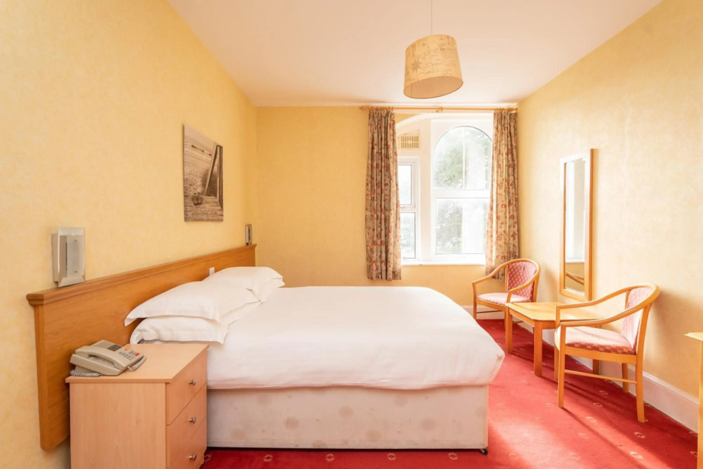 Lauriston Hotel