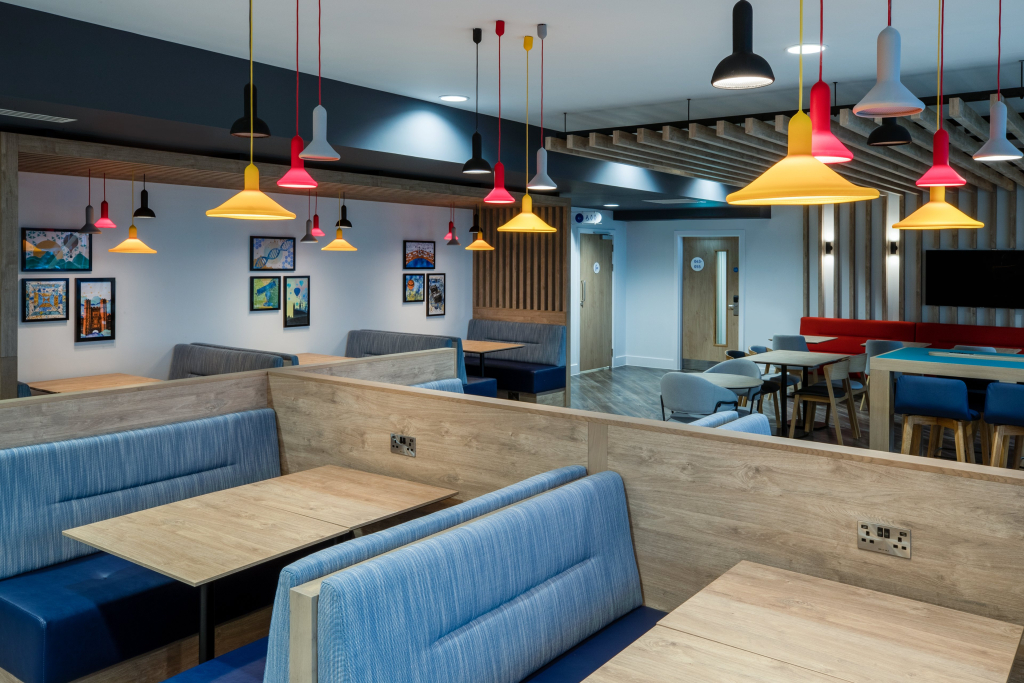 Holiday Inn Express Cambridge West - Cambourne by IHG
