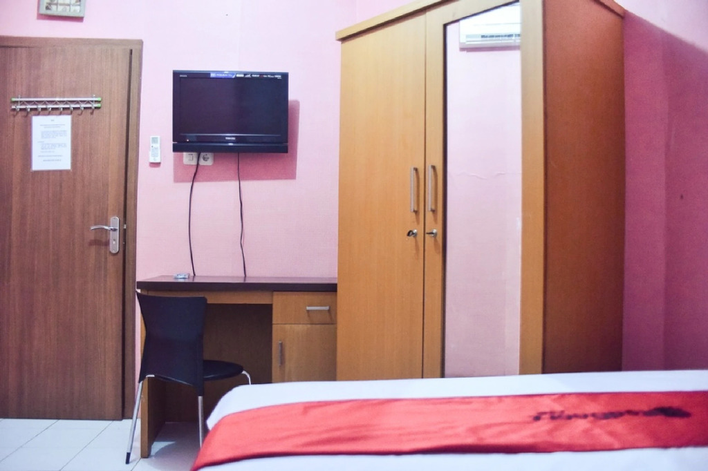 RedDoorz @ Pettarani Square