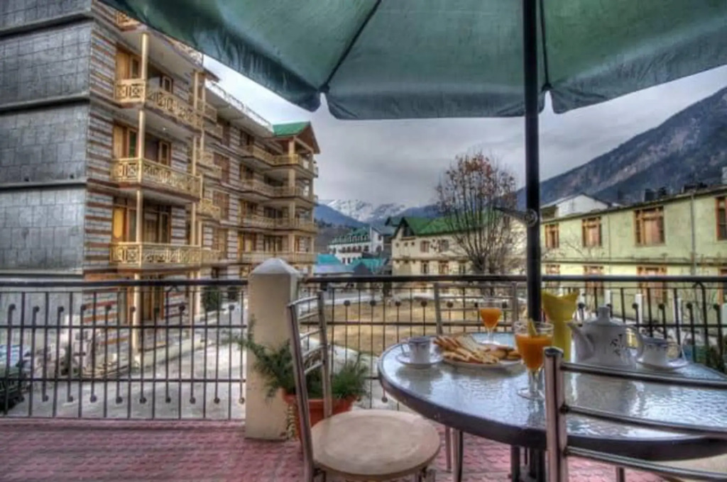 Hotel New River West Manali