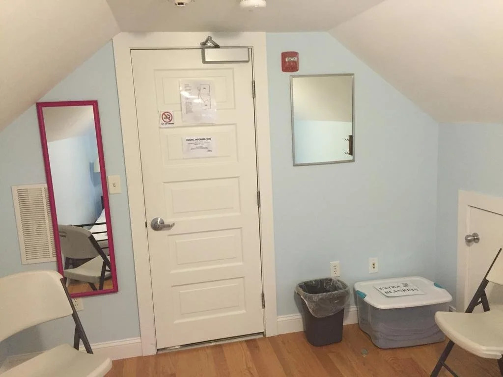 HI Hyannis Hostel
