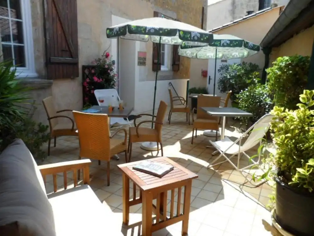 AUBERGE DU PORCHE