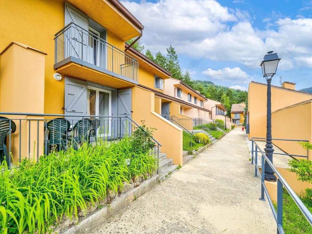 Spacious Apartment for 5-persons