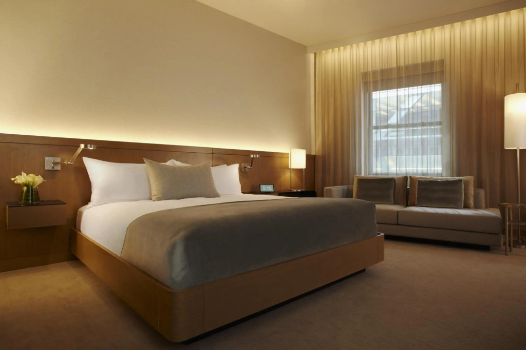 The Knickerbocker Hotel