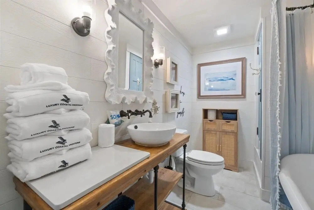 Latitude Adjustment Beach House