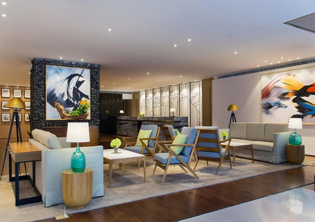 LA VIE Hotel