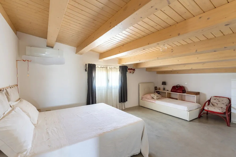 Villa Silvia With Swimming Pool by Wonderful Italy