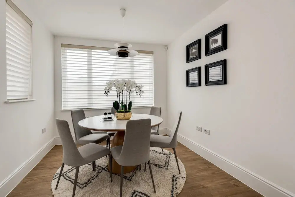 Tranquil 4-bed Oasis Modern Chic
