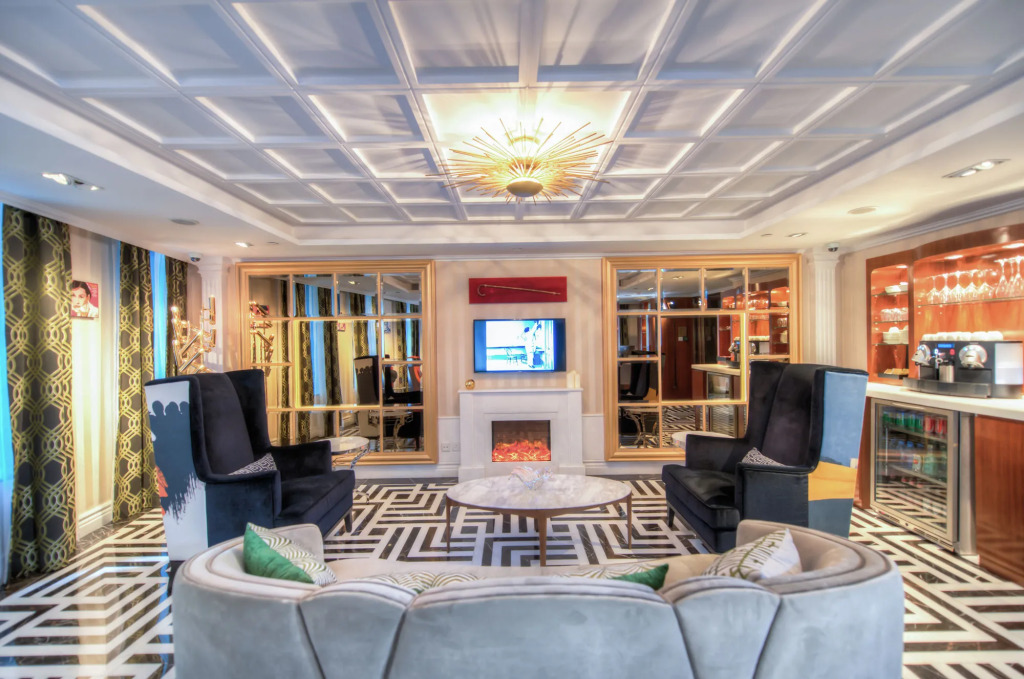 Hotel Madera Hollywood