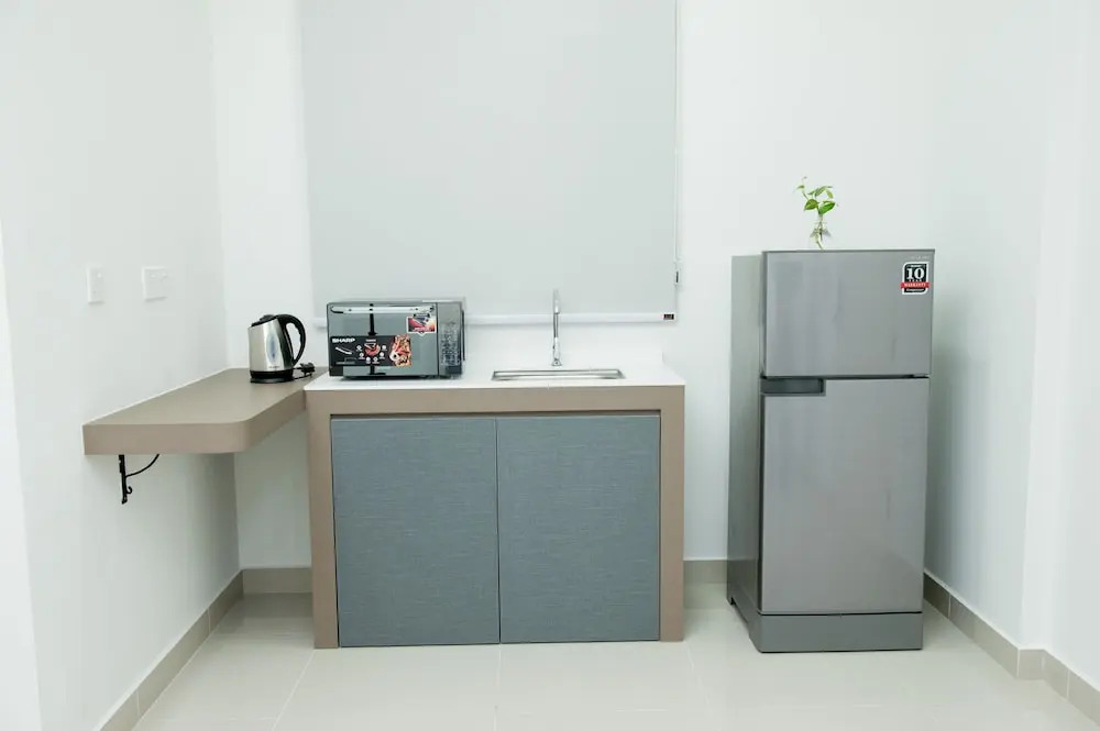 Ezzyhome@Medini