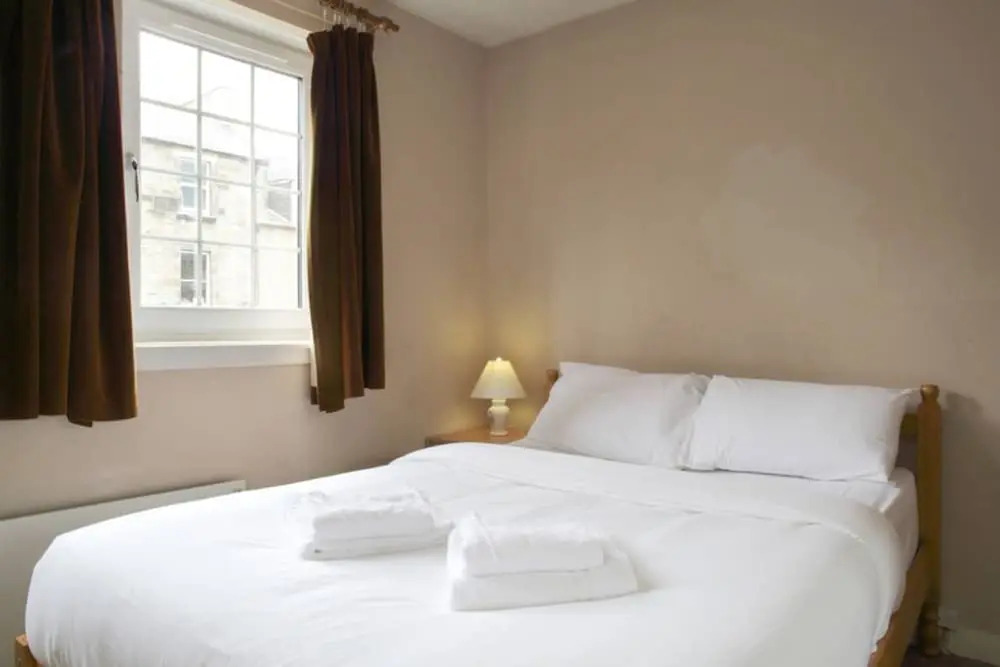 1 Bedroom Apartment By The Meadows