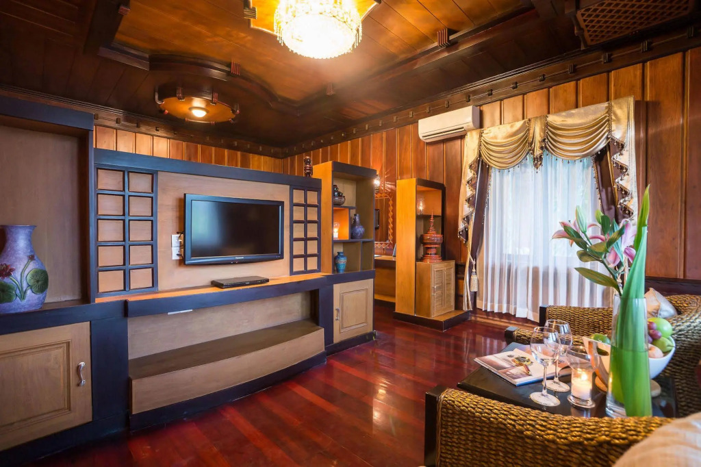 Hotel Shwe Pyi Thar