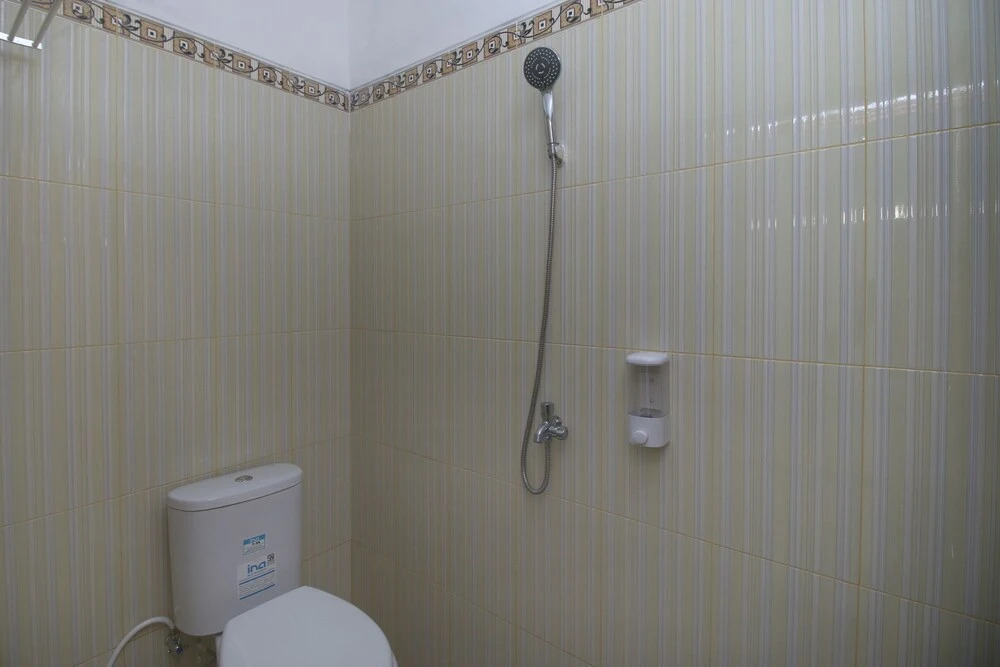 Airy Eco Syariah Rungkut Raya Medokan Sawah 28 Surabaya