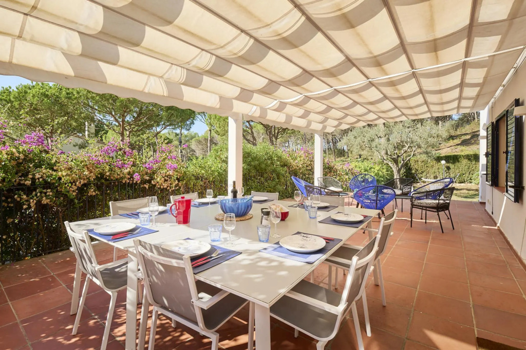 Ronda in Llafranc with 4 bedrooms and 2 bathrooms
