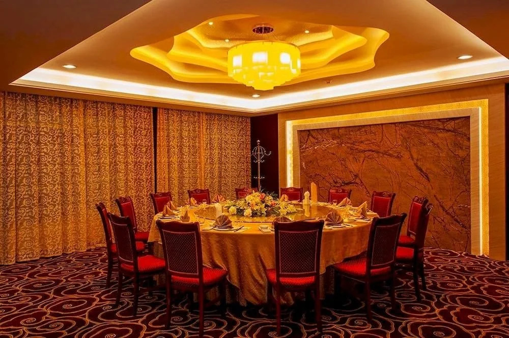 Yichang Zhaojun Hotel