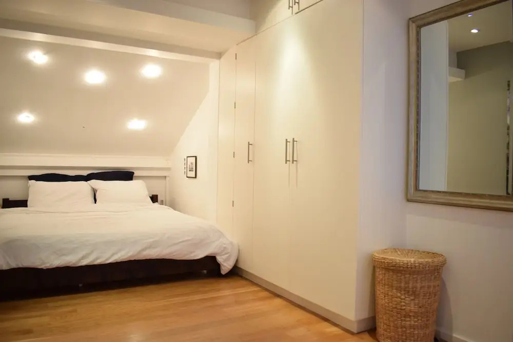 Elegant 2 Bedroom Maisonette Near Camden