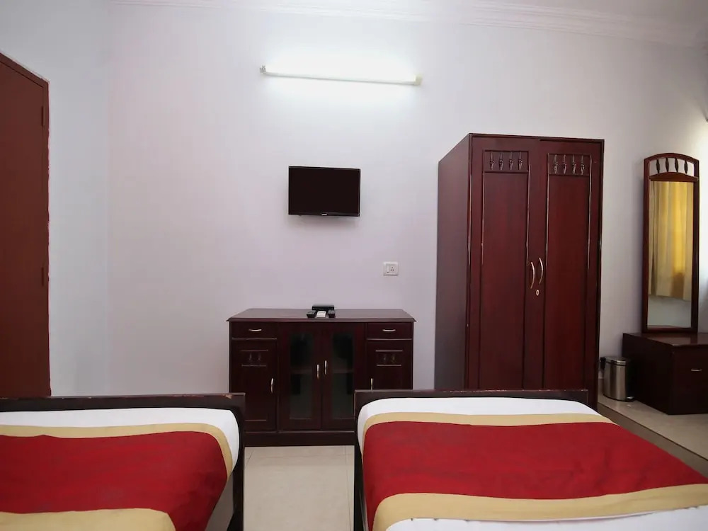 OYO 5340 SR Legend Inn