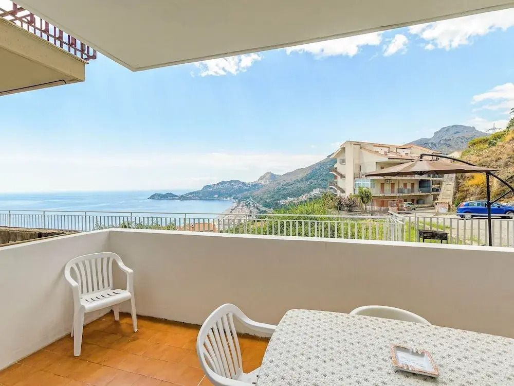 Sea-View Holiday Home in Letojanni with Garden