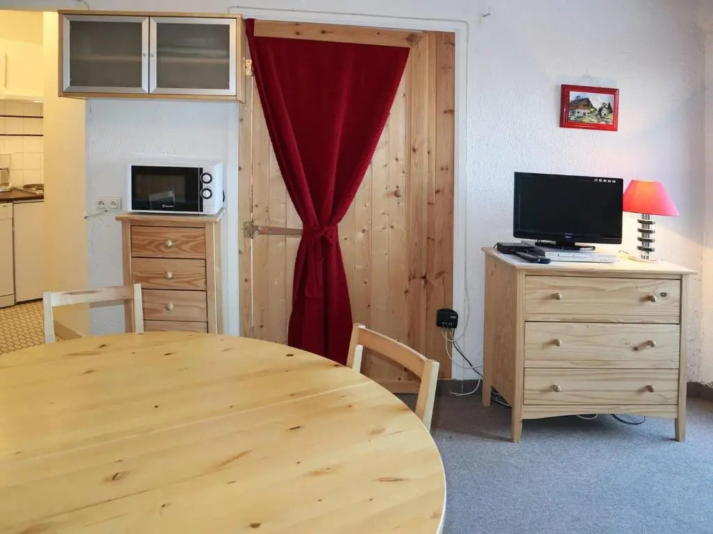 Appartement Les Orres, 2 pièces, 6 personnes - FR-1-322-152