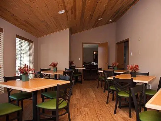 River House Inn, a Baymont by Wyndham