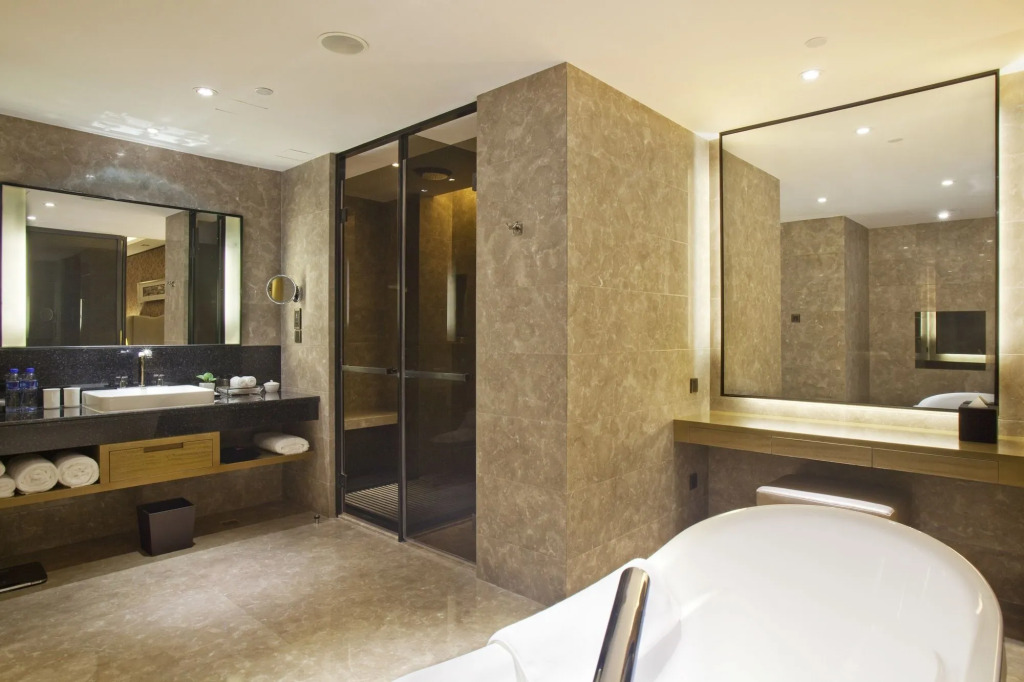 Crowne Plaza Huizhou by IHG