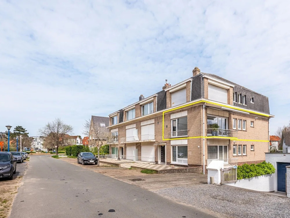Nice Apartment in Koksijde With Balcony