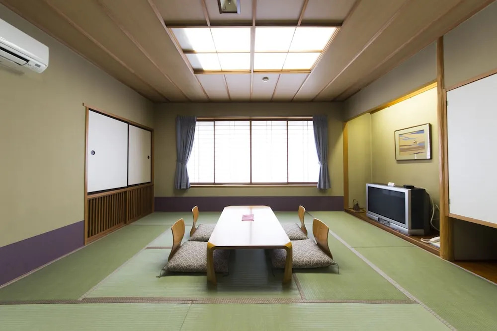Sakunami Onsen Yunohara Hotel
