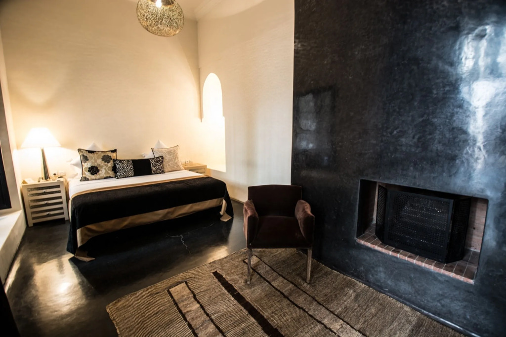 Riad K