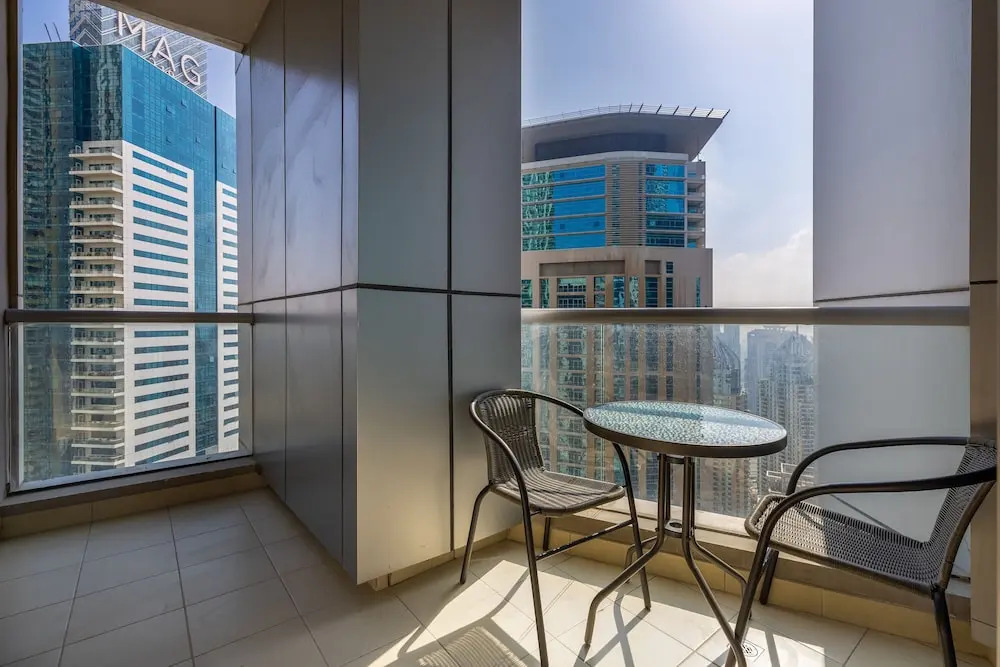 Maison Privee - Modern Urban Retreat in the Heart of Dubai Marina