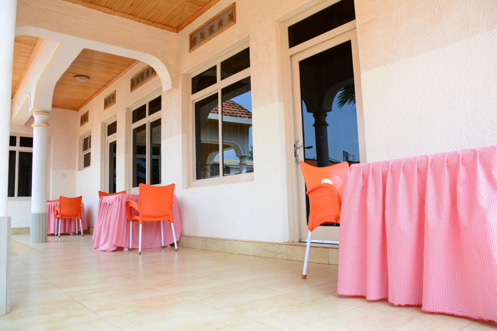 Martin Aviator Hotel